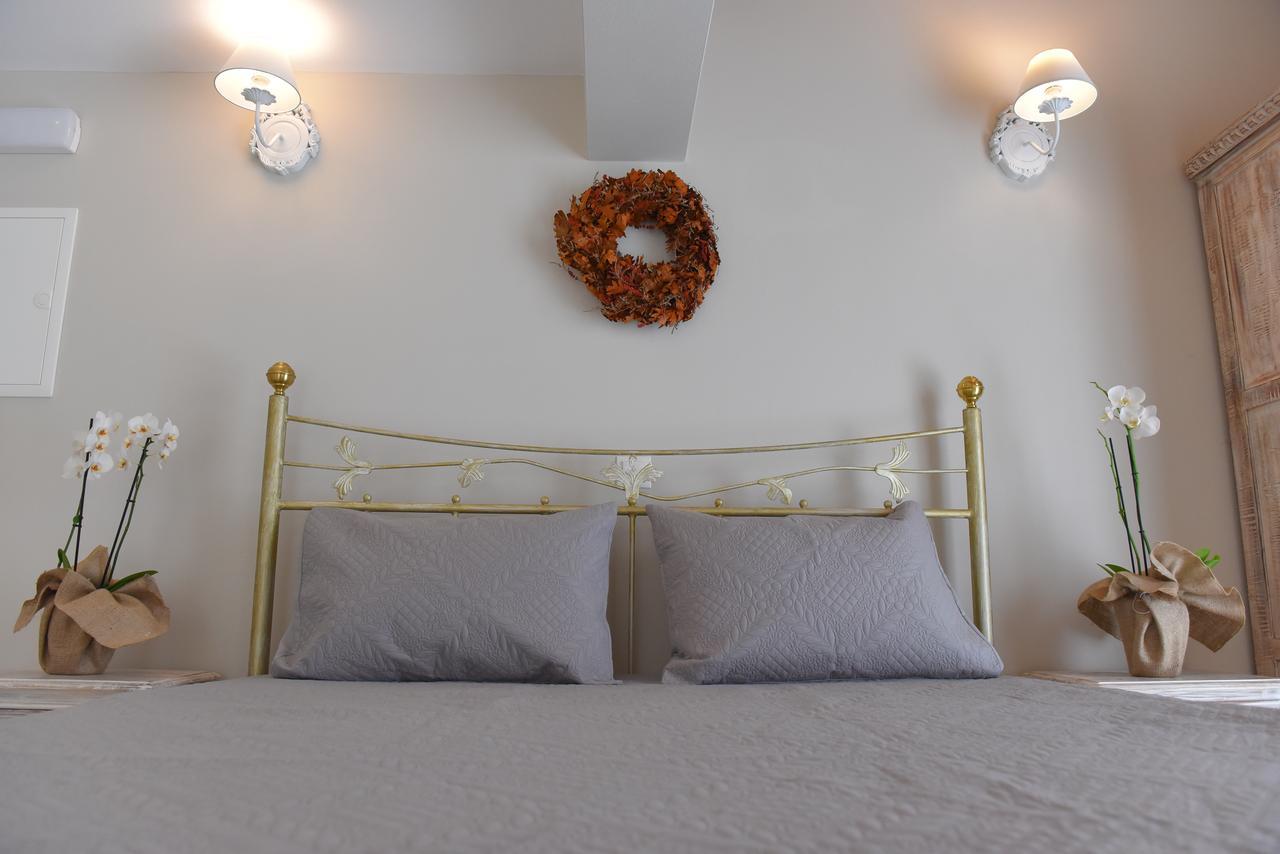 Oisyra Boutique Hotel Ermoupoli Ngoại thất bức ảnh